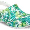 Crocs 4 Baskılı Açık Hava Düz Topuklu Plaj Spor Beyaz Yeşil Sandaletler “Beyaz Yeşil” 206230-1C8