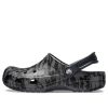 Crocs Classic Clog Kamuflaj Baskılı Plaj Sandaletleri Siyah Unisex 206454-001