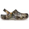 Crocs Classic Clog x thisisneverthat x Realtree Clogs “Edge Camo Walnut” 207631-267