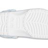 Crocs Classic Duke Baskılı Ayakkabı “Mavi Beyaz” 210003-4OX