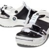 Crocs Classic Fermuarlı Tokalı Terlik “Siyah Beyaz” 208127-066