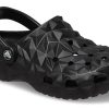 Crocs Classic Geometrik Ayakkabı “Siyah” 209563-001