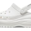 Crocs Classic Mega Crush Clog “Beyaz” 207988-100