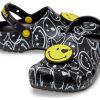 Crocs Classic Smiley World Clogs “Siyah Beyaz” 207971-0C4