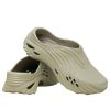 Crocs Echo Wave Clog “Moth” 210521-0LJ