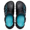 Crocs Echo Yansıtıcı Bağcıklı Terlik “Siyah Deniz Mavisi” 210004-001
