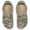 Crocs Klasik Baskılı Kamuflajlı Ayakkabı “Kahverengi” 894825