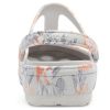 Crocs (WMNS) Beyaz Çiçekli Sandaletler 206525-96M