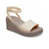 Crocs (WMNS) Brooklyn Bilek Kayışlı Kamalı Sandaletler “Krem Beyaz Kahverengi” 209406-2DS