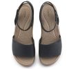 Crocs (WMNS) Brooklyn Bilek Kayışlı Kamalı Sandaletler “Siyah Bej” 209406-07H