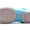 Crocs (WMNS) buz mavisi sandaletler “Mavi Altın” 204939-4CW