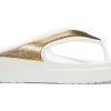 Crocs (WMNS) Kalın Tabanlı Beyaz Altın Terlik “Beyaz Altın” 206919-100