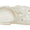 Crocs (WMNS) Klasik Clog 3D Çiçekli Beyaz Sandaletler 205587-159