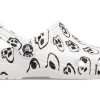 Crocs (WMNS) Klasik Kafatası Baskılı Ayakkabı “Beyaz Siyah” 208993-103