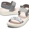Crocs (WMNS) Literide Grafik Sandaletler “Gri” 205375-0E9