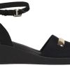 Crocs (WMNS) Metalik Kahve Sandaletler “Altın Siyah” 205800-98A