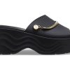 Crocs (WMNS) Skyline Parıltılı Terlikler “Siyah Altın” 208582-072