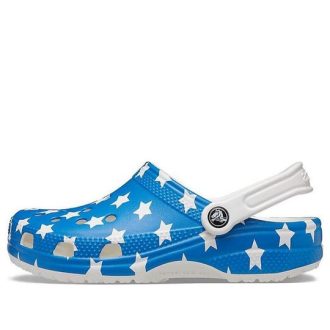 Crocs (WMNS) USA Desen Baskılı Hafif Rahat Sandaletler Mavi Kırmızı 205974-94S