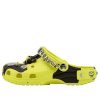 Crocs x MCM Kamuflaj Baskılı “Neon Sarı” Ayakkabı MEXCSMM27YN