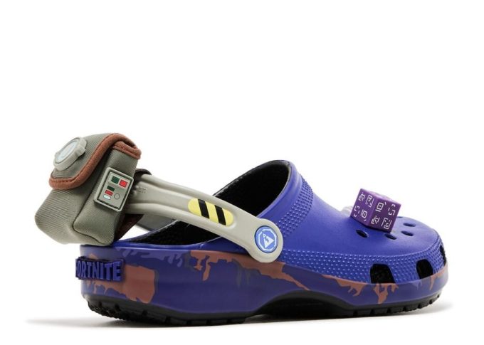 Fortnite x Klasik Clog “Savaş Otobüsü”