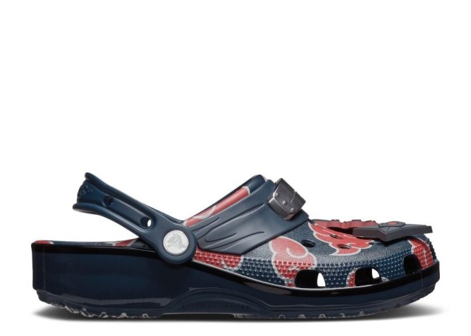 Naruto Shippuden x Klasik Clog “Itachi”